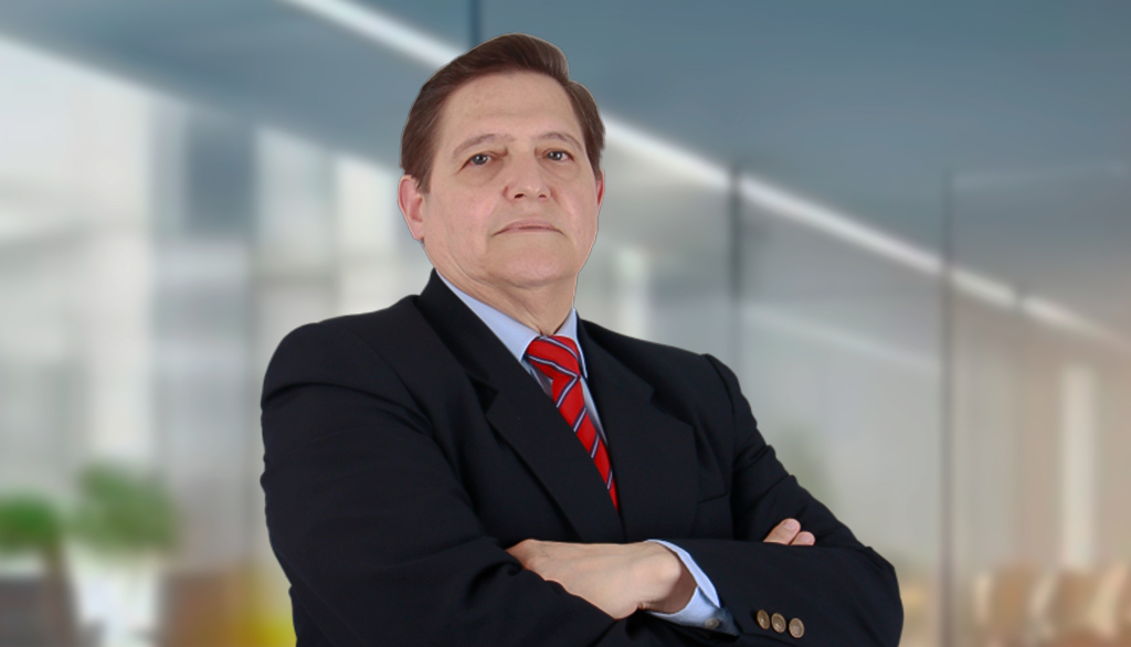 Dr. Javier Ramírez Corzo Dr. Javier Ramírez Corzo