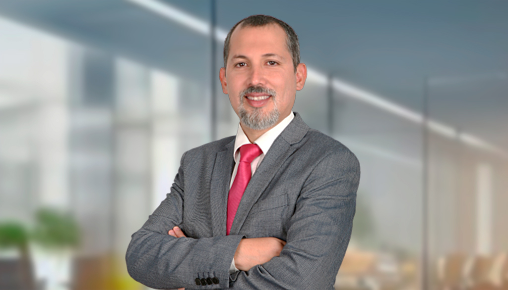 Dr. Nivardo Ríos Ángeles Dr. Nivardo Ríos Ángeles